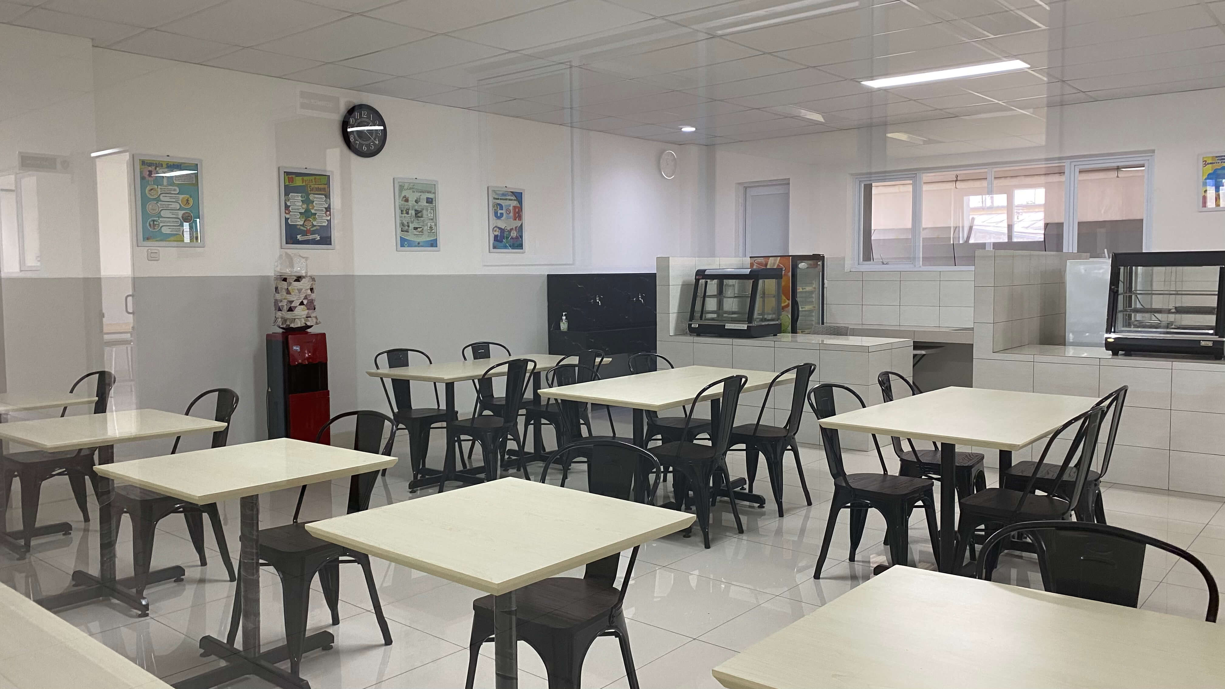 Cafeteria.jpg